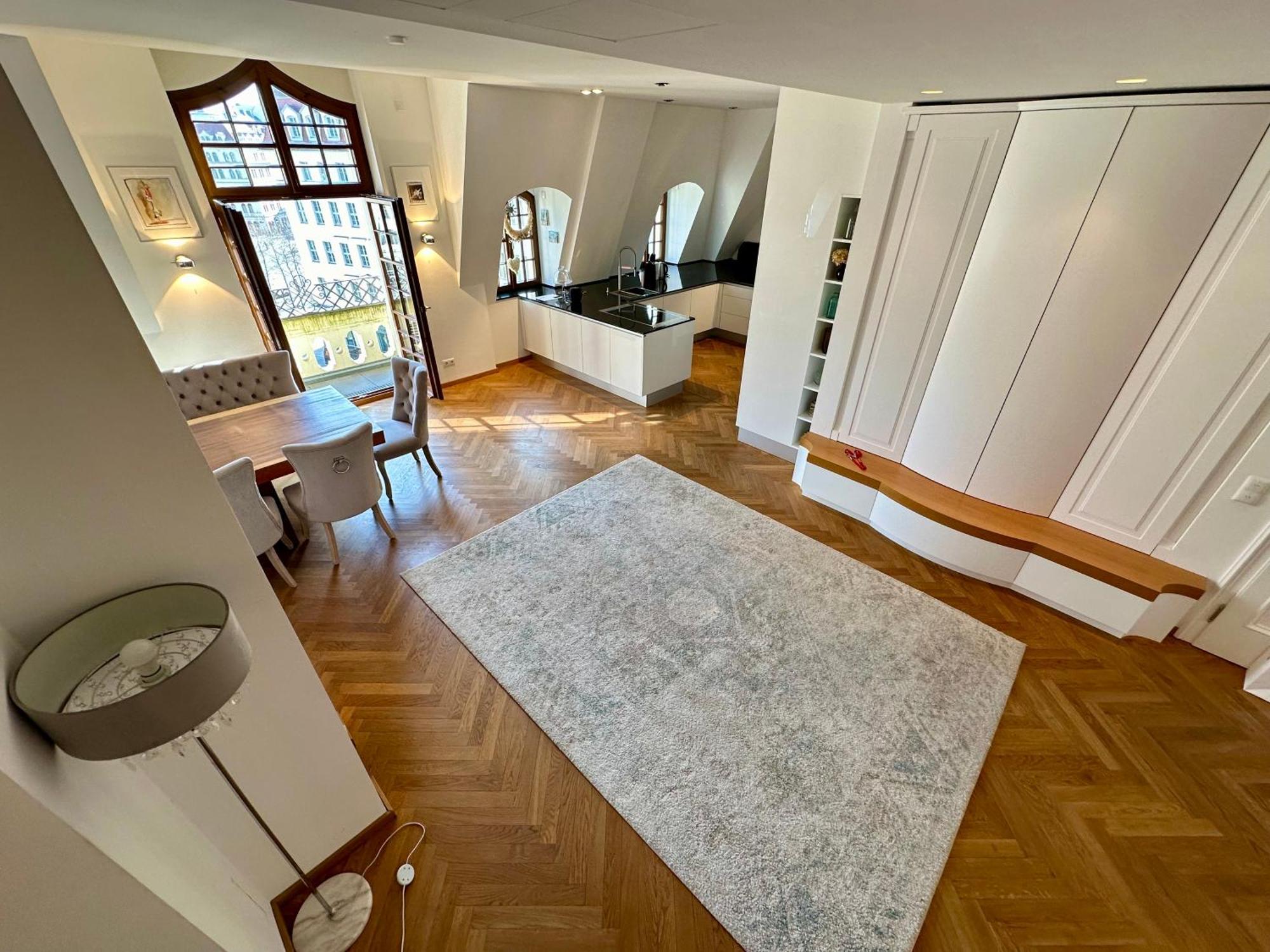 Luxus Suite Mit Einmaligem Blick Auf Die Frauenkirche Дрезден Экстерьер фото